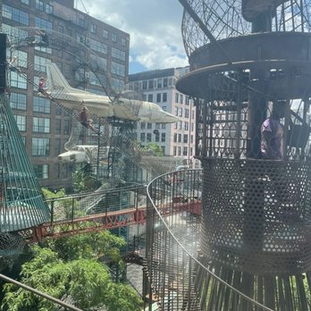 City Museum - Museums Near Me - Saint Louis, Missouri