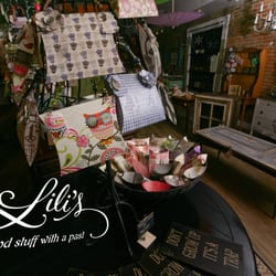 Lili's - Lili's is Weston's exclusive seller of My Paper Whimsy gift envelopes and purses handcrafted by Carol Wright. What a perfect way to gift!