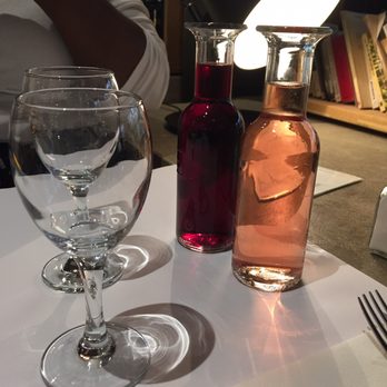 Ozio - Two 25cl bottles of wine - recommended red and rosé - Italian Near Me - Paris, 75