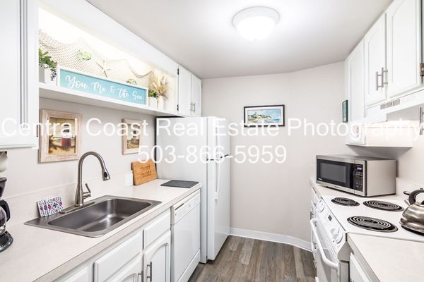 Little Creek Cove Beach Resort by null