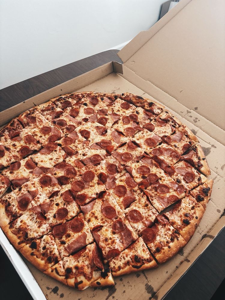 Antonious Pizza Logo