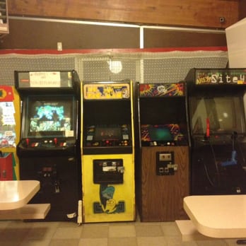 White Top Restaurant - Old school arcade! - Fast Food Near Me - Lemoore, California White Top Restaurant - Old school arcade! - Fast Food Near Me - Lemoore, California