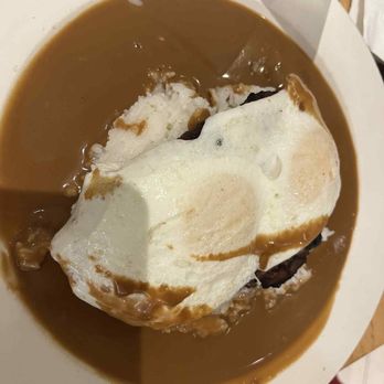 Liliha Bakery - Breakfast & Brunch Near Me - Honolulu, Hawaii