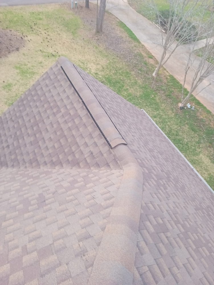 Slide of G&N Roofing