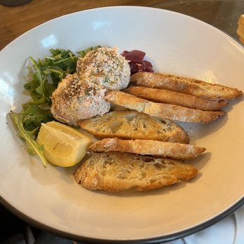 Hellbender Bed & Beverage - Smoked salmon dip - Hotels Near Me - Blowing Rock, North Carolina Hellbender Bed & Beverage - Smoked salmon dip - Hotels Near Me - Blowing Rock, North Carolina