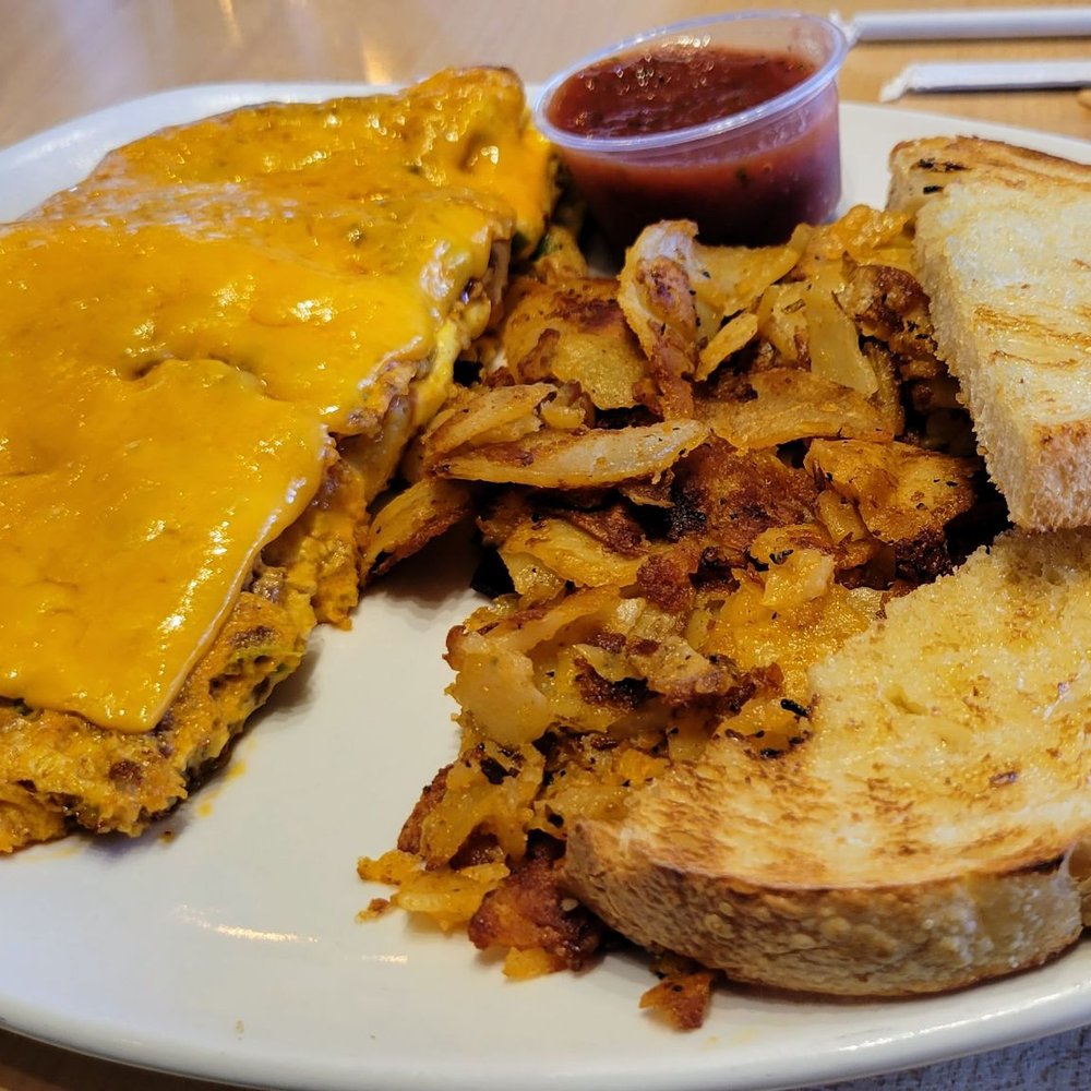 Sunshine Breakfast Bar - Southwest omlette with home fries and sourdough toast - Breakfast & Brunch Near Me - Phoenix, Arizona