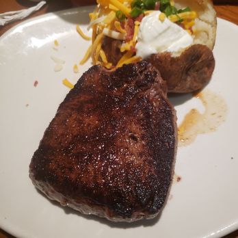 Outback Steakhouse - Steakhouses Near Me - Oxnard, California