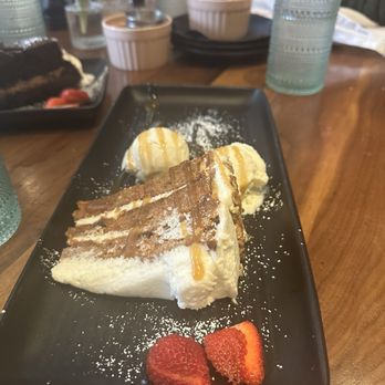 Julep Cast Iron Kitchen + Drink - Carrot Cake - New American Near Me - Brea, California Julep Cast Iron Kitchen + Drink - Carrot Cake - New American Near Me - Brea, California