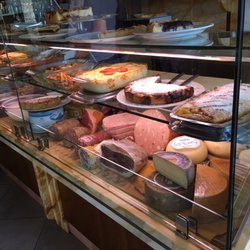 Il Ceppo - Fresh food on display