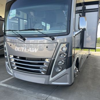 Motor Home Specialist - Class A RV - RV Dealers Near Me - Alvarado, Texas
