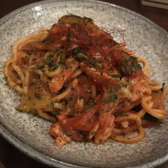 Senia - Lobster  spaghetti - Cocktail Bars Near Me - Honolulu, Hawaii