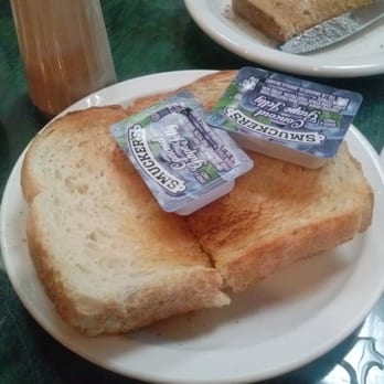 Farm's House - Breakfast & Brunch Near Me - Banning, California
