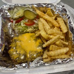 Yo Daddy’s Kitchen - Single Cheeseburger with fries