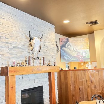 Maverick's Restaurant - a fireplace in the dining room - Seafood Near Me - Colville, Washington Maverick's Restaurant - a fireplace in the dining room - Seafood Near Me - Colville, Washington