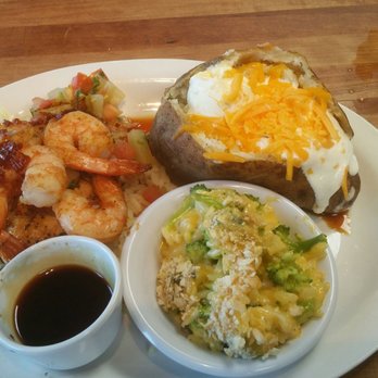 Cheddar's Scratch Kitchen - American Near Me - Irving, Texas Cheddar's Scratch Kitchen - American Near Me - Irving, Texas
