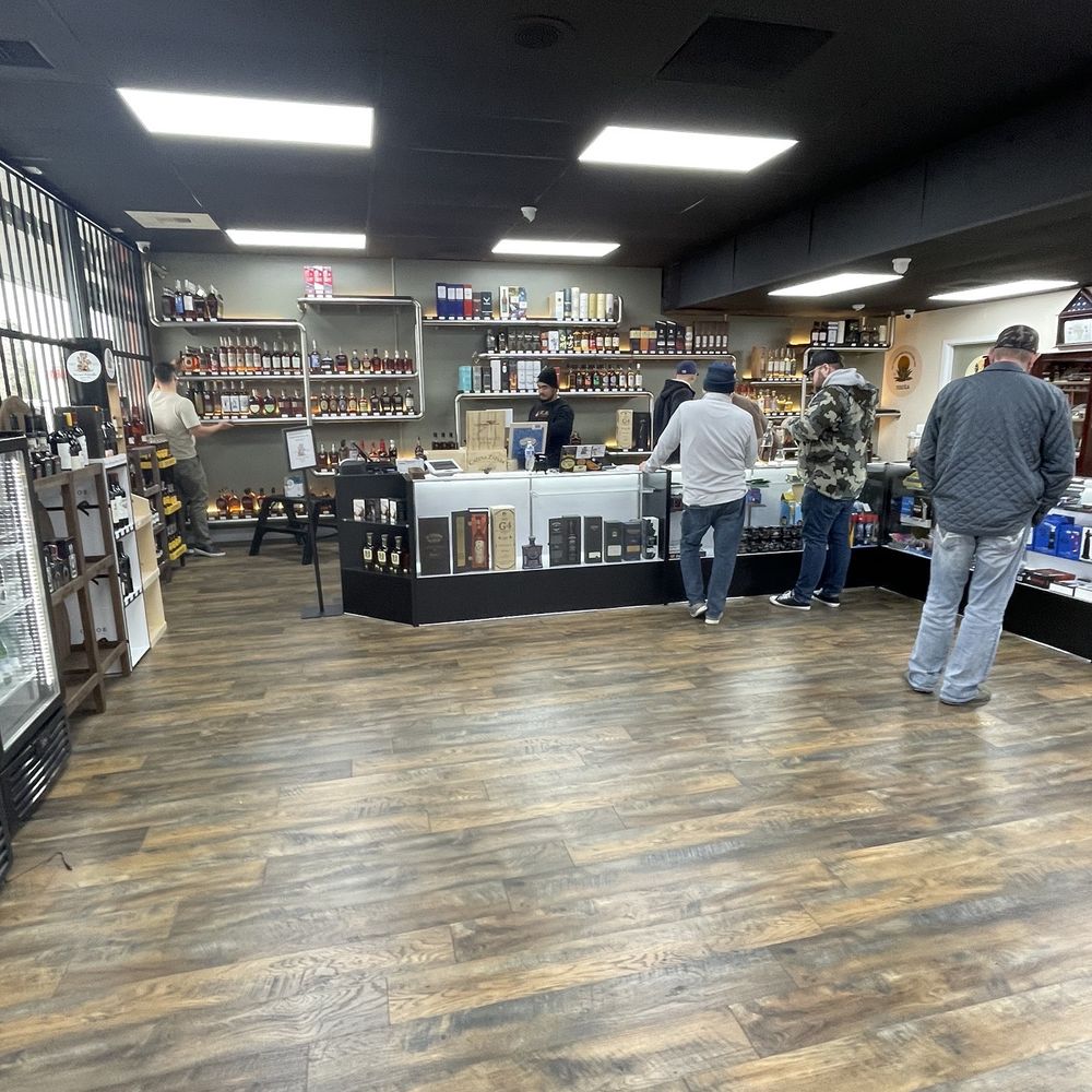 Neil Road Vape Shop - customers in a liquor store - Beer, Wine & Spirits Near Me - Reno, Nevada Neil Road Vape Shop - customers in a liquor store - Beer, Wine & Spirits Near Me - Reno, Nevada