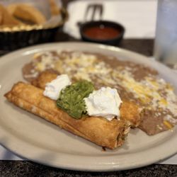 Marieta's - Chicken flautas, lunch menu