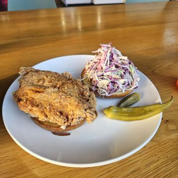 Baby Bear Biscuits - Fried chicken sandwich, amazing - Southern Near Me - San Luis Obispo, California Baby Bear Biscuits - Fried chicken sandwich, amazing - Southern Near Me - San Luis Obispo, California