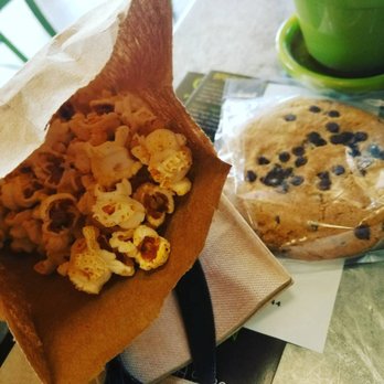 Green Tomato Grill - popcorn and free Vegan cookie - New American Near Me - Orange, California Green Tomato Grill - popcorn and free Vegan cookie - New American Near Me - Orange, California