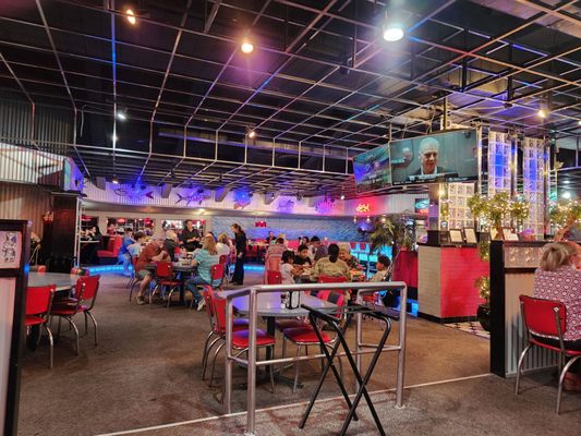 316 Oyster Bar by null