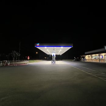 Burson Market - The out side - Grocery Near Me - Burson, California