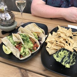 El Camino - Taco og tortillas med guac