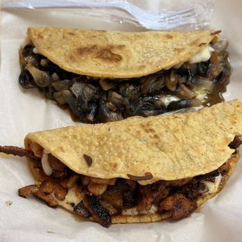 Casa Cafe - Huitlacoche & Al pastor tacos - Mexican Near Me - Chicago, Illinois Casa Cafe - Huitlacoche & Al pastor tacos - Mexican Near Me - Chicago, Illinois