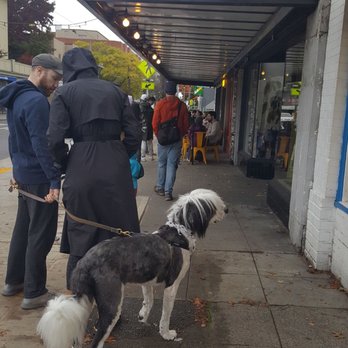 Rubinstein Bagels Capitol Hill - Got in line along 15th Ave E (10/23/21) - Bagels Near Me - Seattle, Washington Rubinstein Bagels Capitol Hill - Got in line along 15th Ave E (10/23/21) - Bagels Near Me - Seattle, Washington