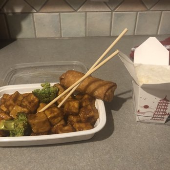 Hop Bo Chinese - General Tos Tofu, white rice and Egg Roll. Delicious, nice to have a Chinese takeout place with tofu options - Chinese Near Me - Melbourne, Florida Hop Bo Chinese - General Tos Tofu, white rice and Egg Roll. Delicious, nice to have a Chinese takeout place with tofu options - Chinese Near Me - Melbourne, Florida