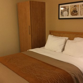 Comfort Inn - Hotels Near Me - Waterloo, Ontario