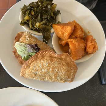 Melba's Restaurant - Southern Near Me - New York, New York