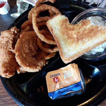Zaxbys - Chicken Fingerz Plate... stellar!! - Chicken Wings Near Me - Ocala, Florida