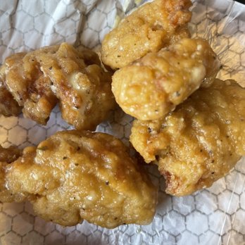 Pizza Hut - Garlic parm boneless wings - Pizza Near Me - Moncks Corner, South Carolina Pizza Hut - Garlic parm boneless wings - Pizza Near Me - Moncks Corner, South Carolina