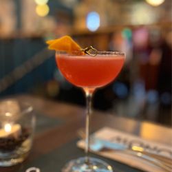 Mono Kitchen - Cosmopolitan