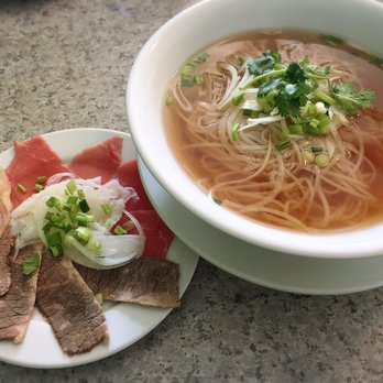 Pho Kapahulu - Pho with Rare Steak, Brisket, Tendon and Tripe on the side - Vietnamese Near Me - Honolulu, Hawaii