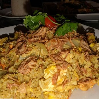 Jasmine Thai Restaurant - Jasmine Pineapple Fried Rice - Thai Near Me - Schenectady, New York