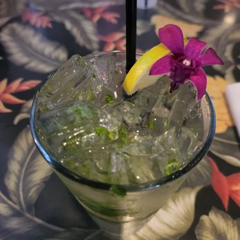 Kaleo's Bar and Grill - A giant and delicious mojito - Hawaiian Near Me - Pahoa, Hawaii Kaleo's Bar and Grill - A giant and delicious mojito - Hawaiian Near Me - Pahoa, Hawaii