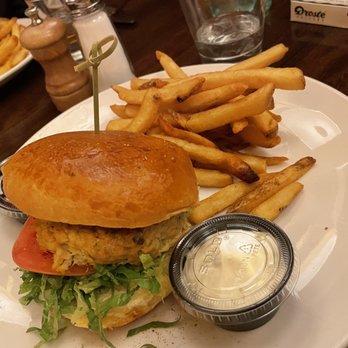 George Martin's Grillfire - Crab Cake Sandwich - Steakhouses Near Me - Hanover, Maryland