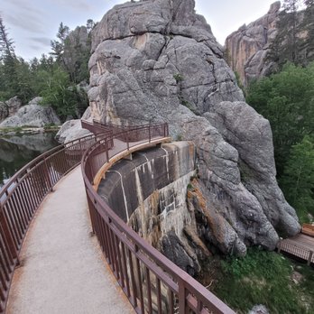 Sylvan Lake - turns out a dam is holding Sylvan Lake back - Hiking Near Me - Custer, South Dakota Sylvan Lake - turns out a dam is holding Sylvan Lake back - Hiking Near Me - Custer, South Dakota