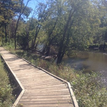 Ryerson Woods Forest Preserve - Wetland areas along the trail are protected by paths like this. - Hiking Near Me - Riverwoods, Illinois