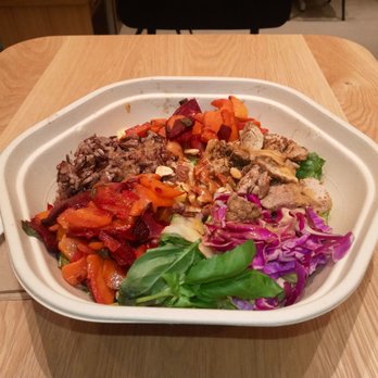 sweetgreen - Healthy Salads, Wraps, and Bowls - Miso Bowl w/ Romaine lettuce. - Salad Near Me - Chicago, Illinois