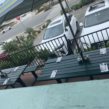 Summerland Beach Cafe - Outside dinning - American Near Me - Summerland, California