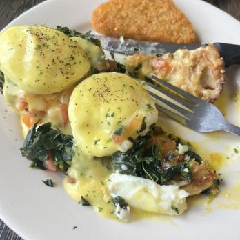 Brookside Cafe - Popeye Beni - Breakfast & Brunch Near Me - Norwood, Massachusetts
