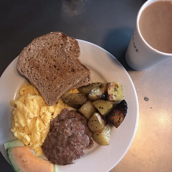 Pinky's - Coffee, eggs, sausage, wheat toast and potatoes - Cafes Near Me - Livingston, Montana
