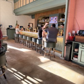 Crossroads Cantina - Nice bar area - Mexican Near Me - Kansas City, Missouri