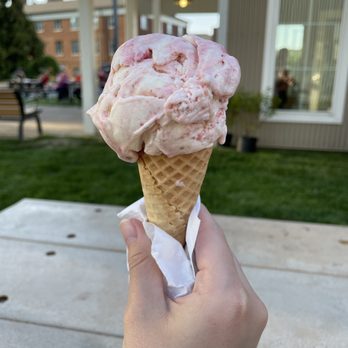 UDairy Creamery - Ice Cream & Frozen Yogurt Near Me - Newark, Delaware UDairy Creamery - Ice Cream & Frozen Yogurt Near Me - Newark, Delaware