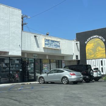 Zam Zam Perfume - Zam Zam Perfume and part of parking lot - Cosmetics & Beauty Supply Near Me - Los Angeles, California Zam Zam Perfume - Zam Zam Perfume and part of parking lot - Cosmetics & Beauty Supply Near Me - Los Angeles, California