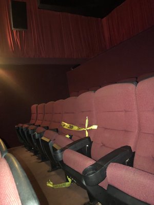 Amc Classic Londonderry 10 16 Orchard View Dr Londonderry Nh Movie Theatres Mapquest