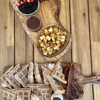 Ancient City Brunch Bar - Cafes Near Me - St. Augustine, Florida
