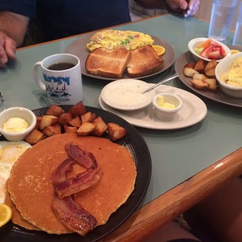 Blue Dolphin Cafe - Every dish was excellent - Breakfast & Brunch Near Me - Sarasota, Florida